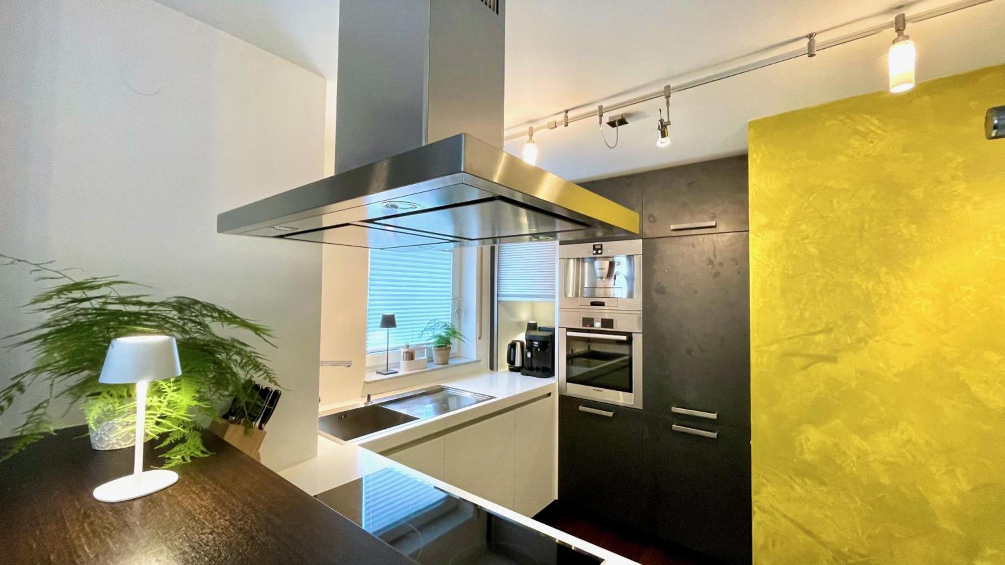 Ludwigshome Luxus - Zentral, Kostenloser Parkplatz, Terrasse ลุดวิกสบูร์ก ภายนอก รูปภาพ